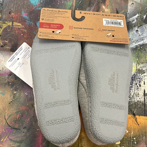 NWT Dearfoams Memory Foam Slippers Gray Small - Picture 5 of 6